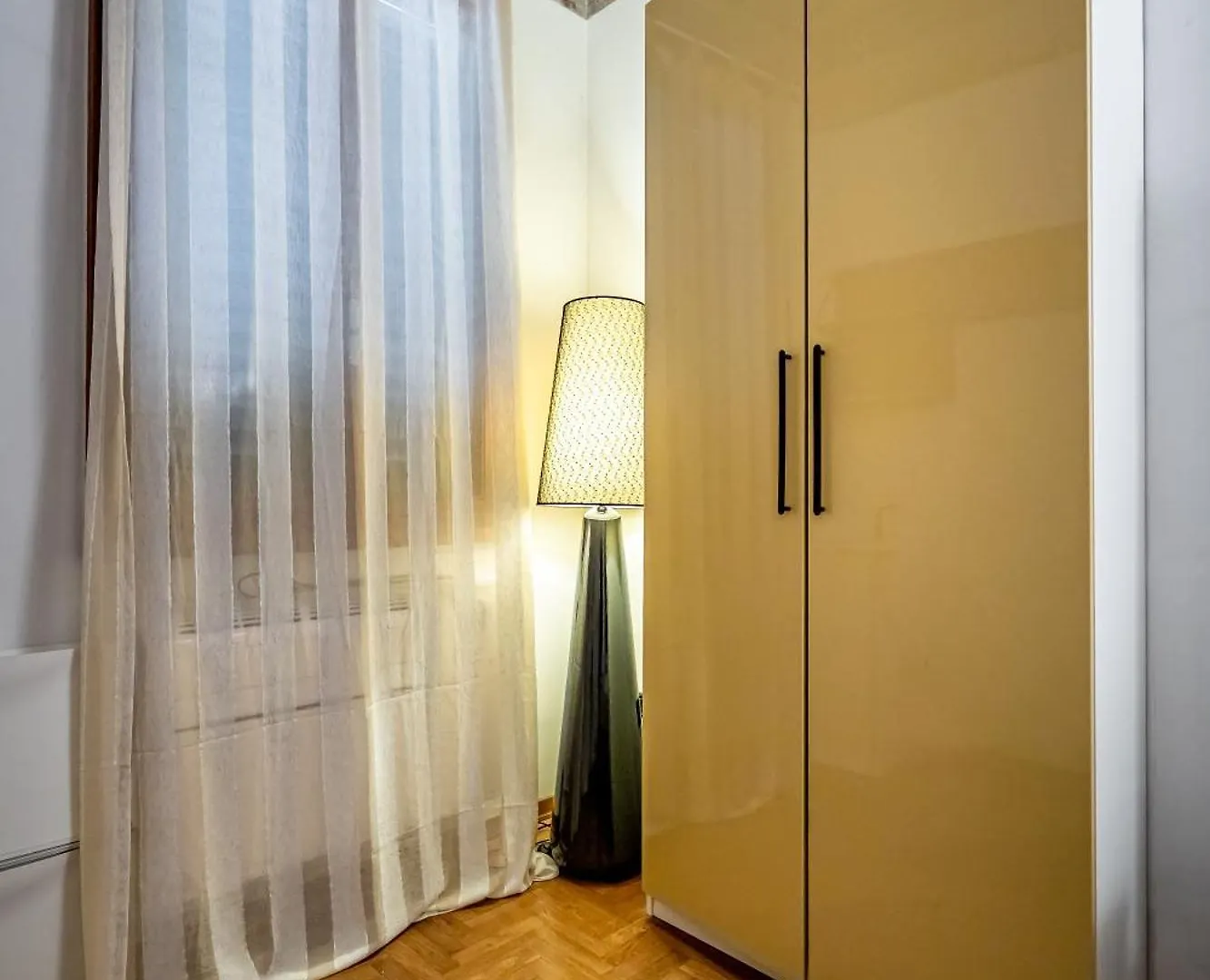 Apartment Yd Your Quiet Escape In The City Center Florence