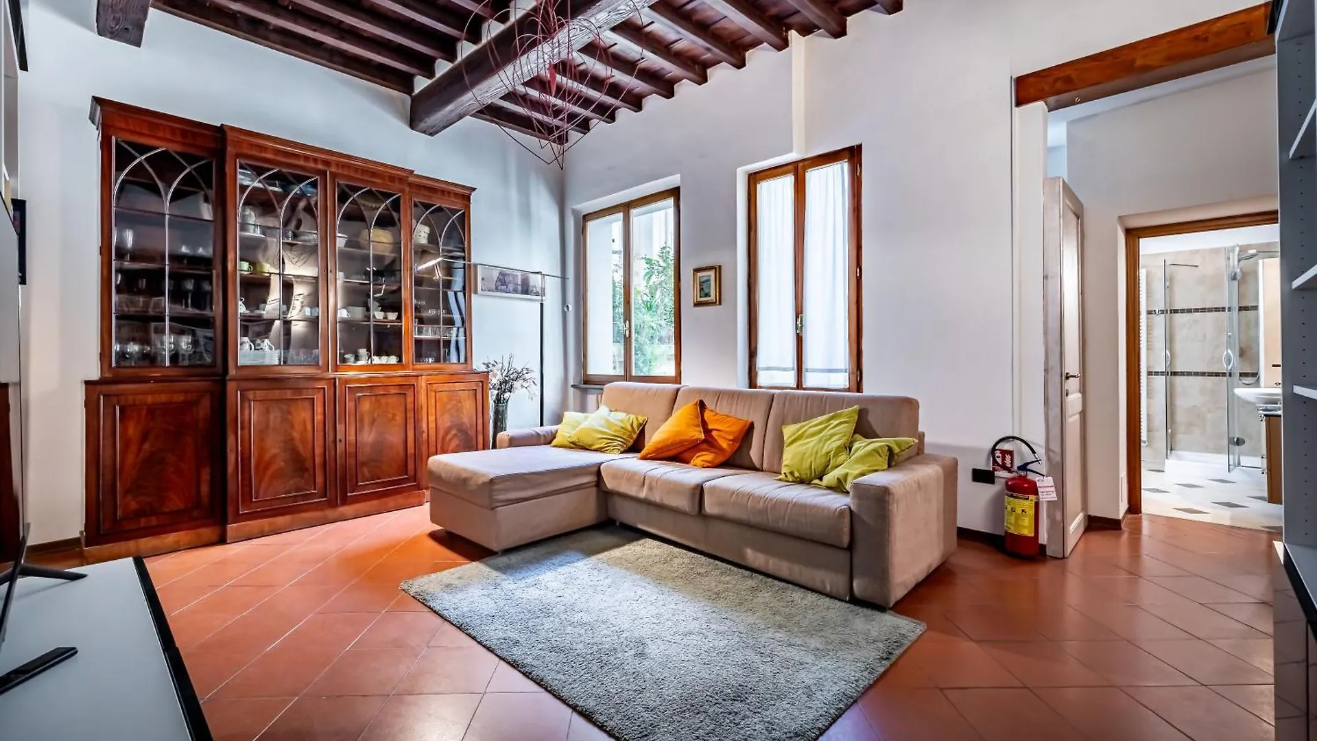 Yd Your Quiet Escape In The City Center Florence Apartment